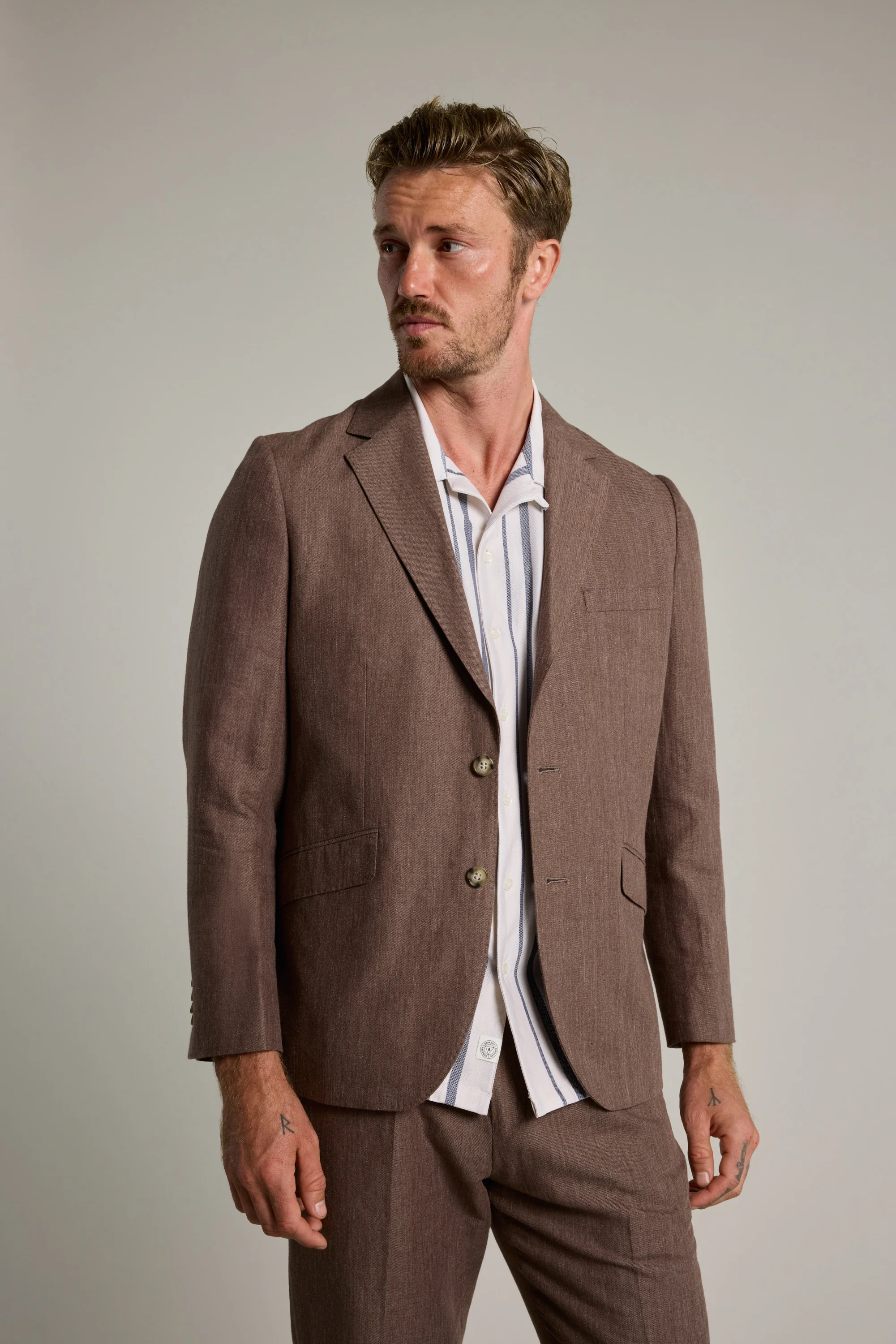 Hollins Linen Blazer - Image 4