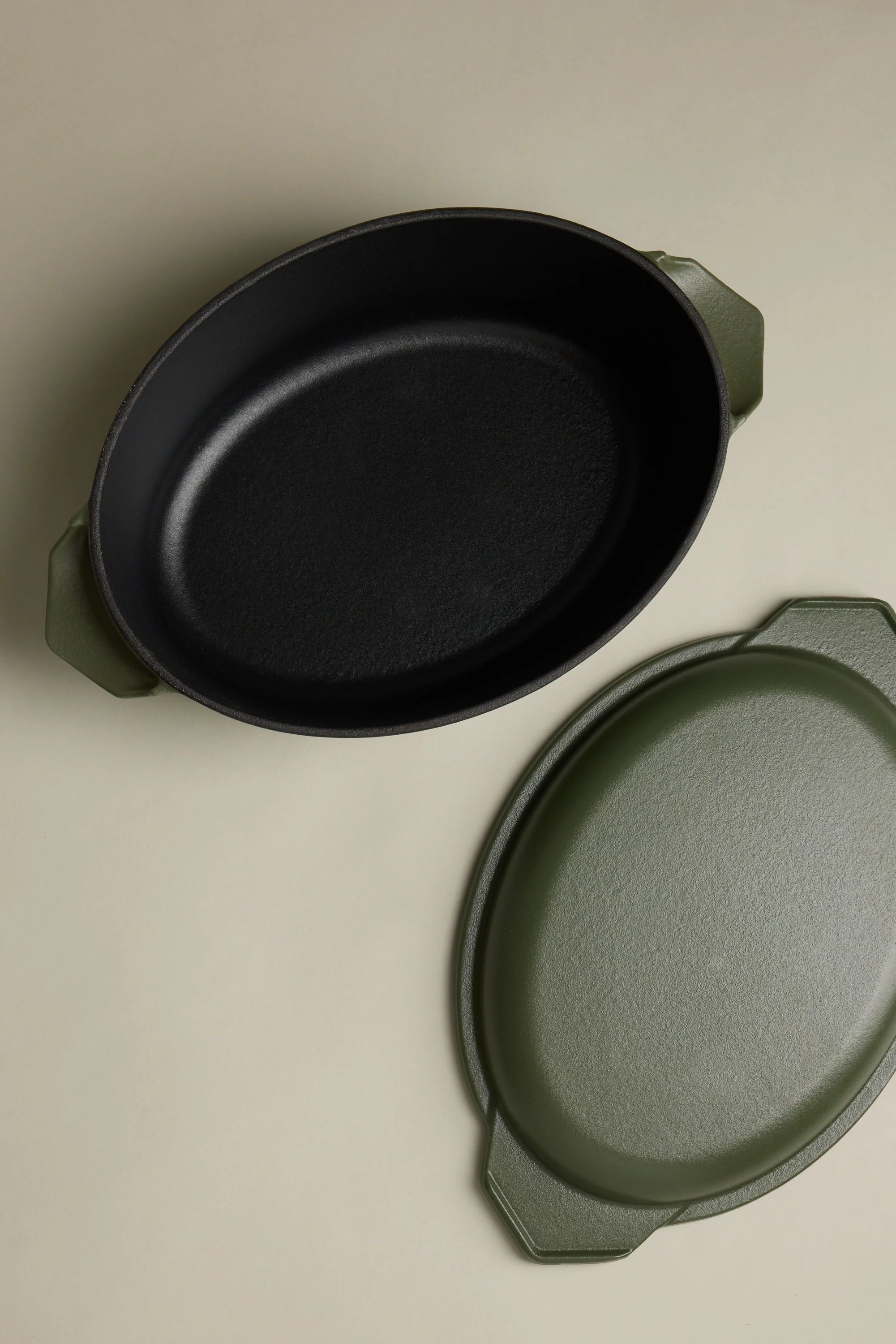 Satin Enamel Cast Iron - 4.5L Old Dutch - Image 2